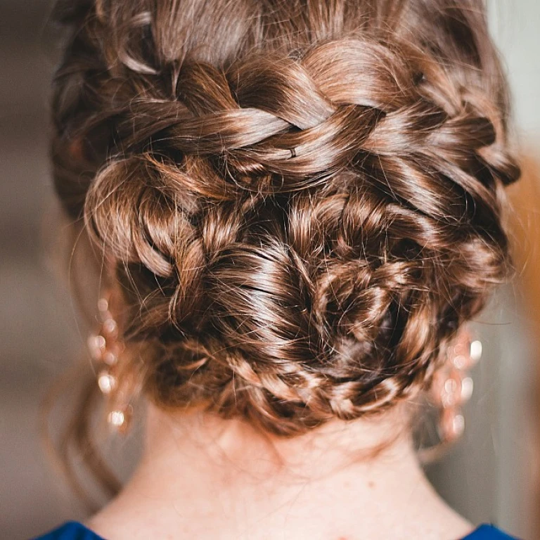 Quelle coupe de cheveux est faite pour vous ? Trouvez le style adapté à votre visage